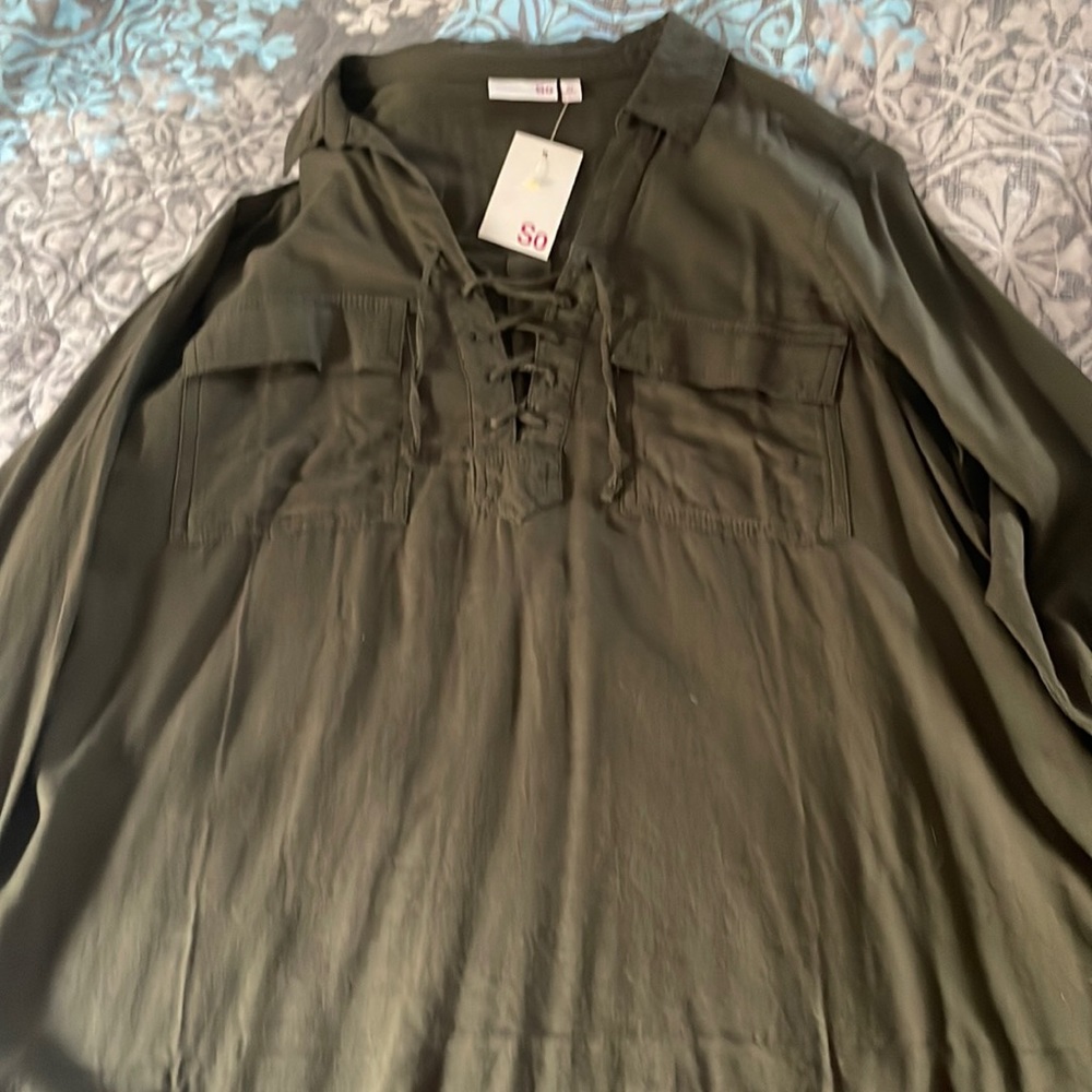 New Green long sleeve tie front pull over blouse